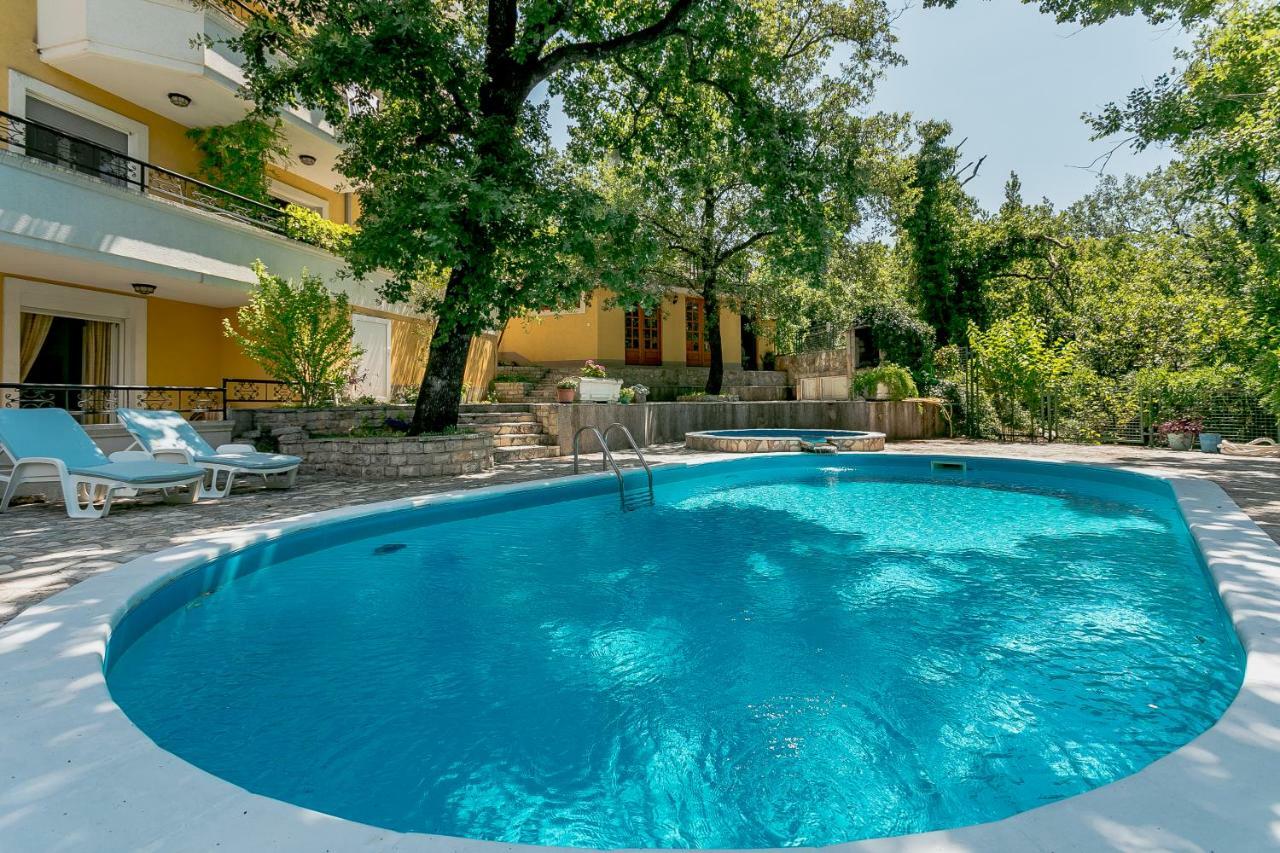 Poolside Apartments Miljan I Ranko Херцег-Нови Экстерьер фото